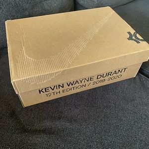 KD 12 (blue gaze) size:10.5 worn twice